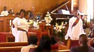 Yolanda Adams Still I Rise praise dance Tyrelle amp Tara [upl. by Lebama]