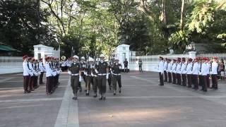 Changing of Guards Ceremony  Istana Singapore  1 April 2012 [upl. by Meer]