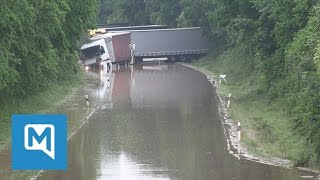 Hochwasser in Niederbayern  Video aus dem Katastrophengebiet Simbach am Inn [upl. by Zeiler393]