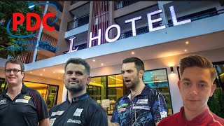 Ich war im Hotel der Darts Profis [upl. by Sirotek746]