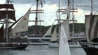 Windjammer Parade in Kiel [upl. by Trawets]