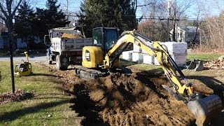 Cat 3055e2 Excavating Gravel [upl. by Purdy]