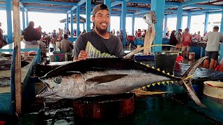 Live 22 Okt 🔥🔪🔥 yellowfin tuna cutting skills di Pasar Ikan Jembatan Puri Kota Sorong Papua [upl. by Tra368]