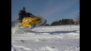 Snowmobiling  SkiDoo 1998 MXZ 500  Trail info below [upl. by Elijah630]