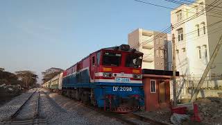 MawLaMyine Departure To Yangon Arrival Express Train [upl. by Sabanrab451]