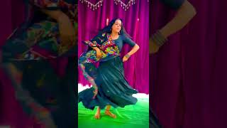 Kammariya re thari kammariya Navratri dance ll Garba ll garbadance dancecover dance viralvideo [upl. by Sillsby]