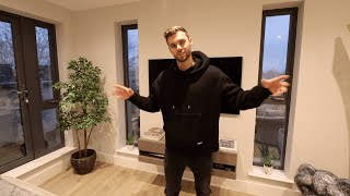 What a £400k London apartment looks like new build tour [upl. by Wahl]