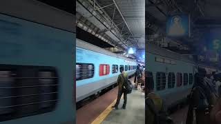 Jan Shatabdi Express Last Run janshatabdi icf [upl. by Gonagle]