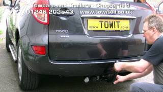 Towbar Video  Toyota RAV4 Detachable [upl. by Dnaloy]