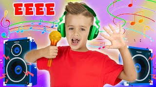 Niki  Eeee song  Kids music [upl. by Shotton]