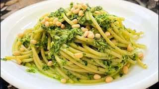 SPAGHETTI AL PESTO DI RUCOLA pasta with arugula sauce  easy recipe [upl. by Ybocaj631]