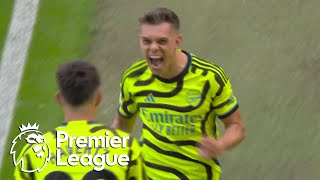 Leandro Trossard taps in Arsenals opener against Manchester United  Premier League  NBC Sports [upl. by Holder927]