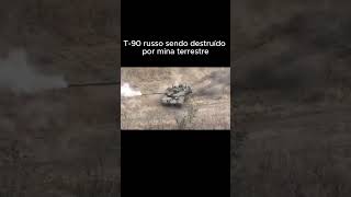 T90 russo destruído por mina terrestre [upl. by Attenauq]