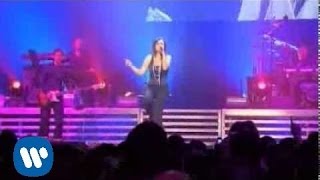 Laura Pausini  La solitudine Live [upl. by Okiman]