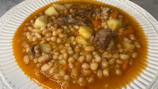 Molho de Feijão com Costelas  White Bean Stew with Riblets [upl. by Idhem630]