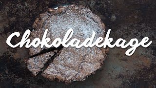 Opskrift Chokoladekage  Svensk kladdkaka [upl. by Gilson]