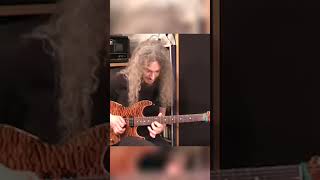 The most WTF section of Guthrie Govan ever [upl. by Elidad]