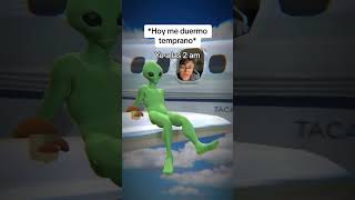 UN MARCIANO SENTADO EN EL ALA 👽✈️ [upl. by Alyak]