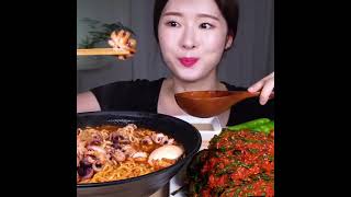 Spicy Seafood Ramyeon And Scallion Kimchi Mukbang [upl. by Baudin865]