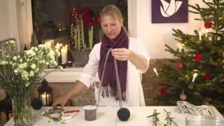 EUROFLORIST DIY  Kerstballen [upl. by Dorcea]