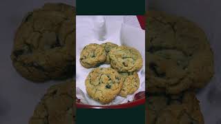 Perfect Chocolate Chip Cookies [upl. by Joscelin]