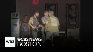 Janes Addiction cancels Connecticut concert after band members get into fight on Boston stage [upl. by Mackenie312]