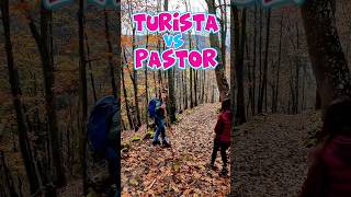 Diferencia de como llevar el palo entre un turista y un pastor rural bosque asturias rutas [upl. by Stephine]