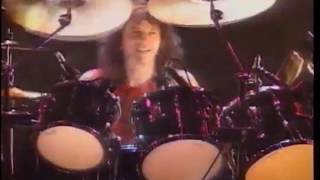 Winger  Cant Get Enough  Live In tokyo Japan 1991 HD [upl. by Ymmik504]