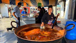 Toneladas de CARNITAS prepara a diario en Tarimbaro Michoacan [upl. by Hnao]