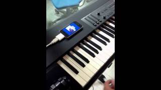 Connecting USB MIDI Keyboard to iPhone 4 via iPad camera connection kit [upl. by Notrem704]