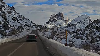 🇮🇹🚘 driving italy 🏞️ Südtirol Grödnerjoch Falzaregopass Dolomiten Cortina 🌅 4K HDR [upl. by Blodgett]