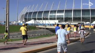 Así se vivió el ambiente en el estadio Castelao de Fortaleza para el duelo entre Brasil y Colombia [upl. by Eniruam]