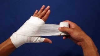 How to Wrap Your Hands  BOXING best method [upl. by Nyral]