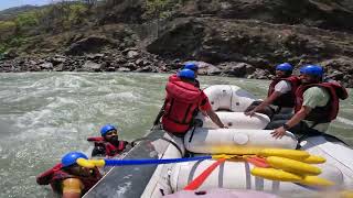 Rishikesh Rapids Mein Gaye Aur Jo Hua Wo Dekho – Epic Rafting Ride Deadly Rapids  2024 [upl. by Lraep]