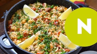 Egyszerű csirkéskolbászos paella  Nosalty [upl. by Ymmak560]