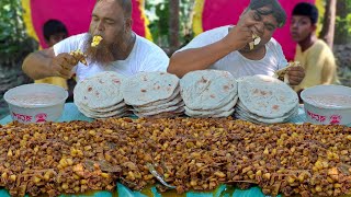 Two King Guy Eating Full Cow Intestine with 40 Pieces Tandoori Roti  Beef Intestine Great Foodie [upl. by Emil108]