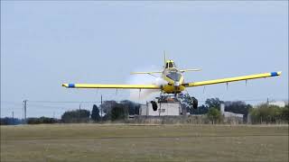 Air Tractor AT502 en el Aeroclub Reconquista [upl. by Olwena]