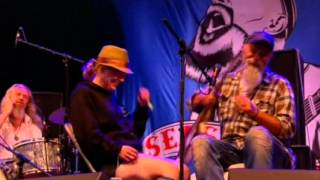 Seasick Steve  John Paul Jones  Dan Magnusson Glastonbury HD2013 [upl. by Farah852]