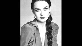 Crystal Gayle  Somebody loves you HQ [upl. by Lauhsoj676]