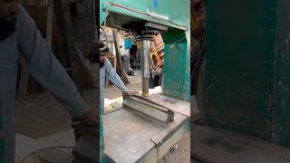 Amazing Hydraulic Pressure Press Work hydraulic restoration mechanic shorts [upl. by Eimarrej169]