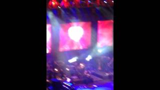 Camilo Sesto  Perdoname en vivo Medellin 2014 [upl. by Robina]