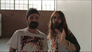 VIDEO pentru Romania Jared Leto amp Tomo Miličević  Thirty Seconds to Mars [upl. by Anelak]