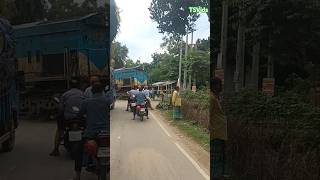 Waiting  Level Crossing bdrail levelcrossing beautifulbangladesh [upl. by Froh]