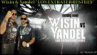 Siguelo  Wisin y Yandel [upl. by Aynosal]