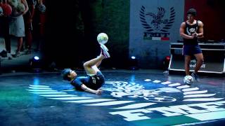 Campeonato Mexicano de Freestyle Fútbol 2014 quotLA PANTERA VS STEVENquot [upl. by Nosidam548]