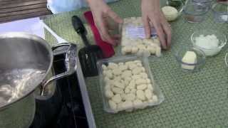 Gnocchi with Zucchini and Tomato Sauce [upl. by Vita]