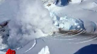 Alaskas Mount Redoubt Volcano Erupts 5 Times [upl. by Peltier]