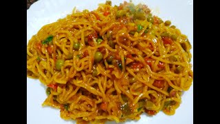 Schezwan Maggi ।Schezwan Maggi Street Food । Schezwan Maggi Recipe At Home । Schezwan Maggi Noodles [upl. by Raseda]