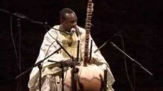 Toumani Diabaté  Cantelowes live at El Real Alcazar [upl. by Haidadej]