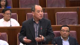 PM Lee Hsien Loongs exchange with Mr Low Thia Khiang [upl. by Ecadnak]